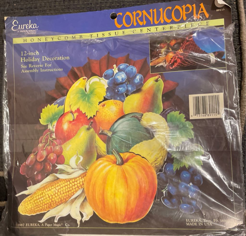 Eureka - Thanksgiving - Honeycomb Tissue Centerpiece - Cornucopia - Thanksgiving (Honeycomb) ornament collectible - Main Image 2