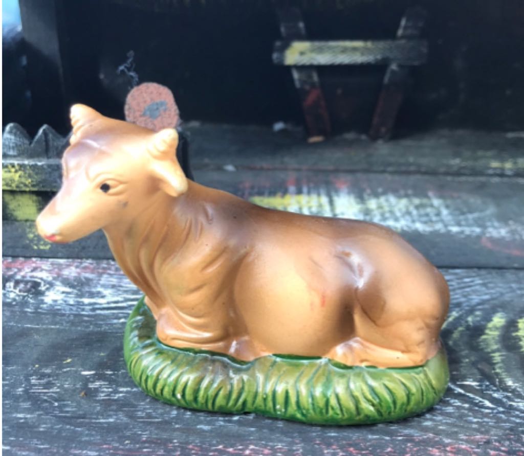 Bradford - Round - Sleeve - Christmas Carol - Bob Carrying Tiny Tim