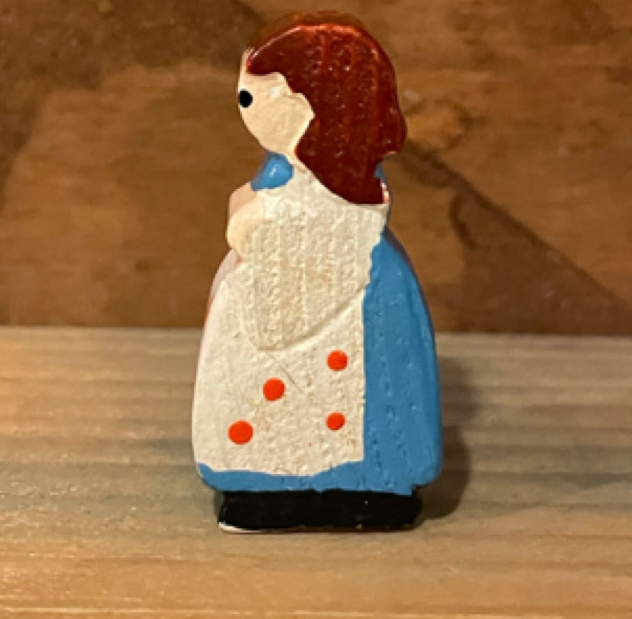 Beistle - Easter - Art Tissue Centerpiece - Mr. Bunny