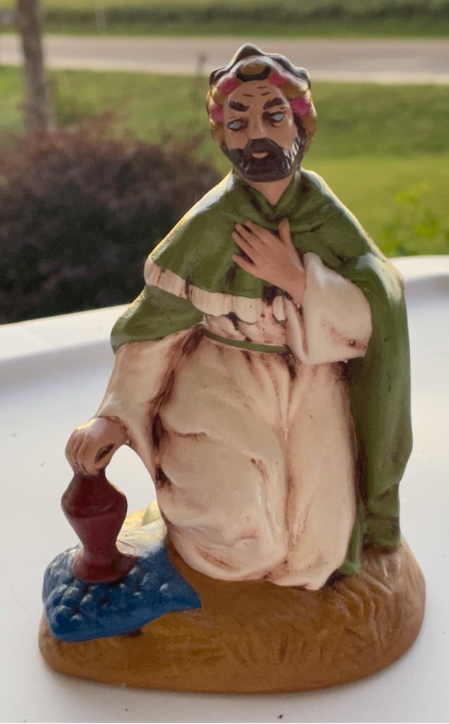 MY - Korea - Caroler - Accordion - Green Coat