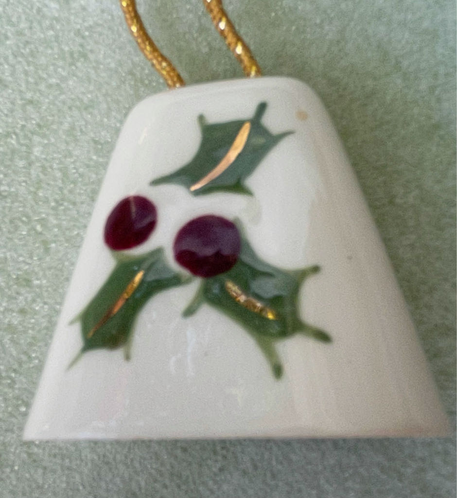 Marchi - Animal - Sheep - Kneeling