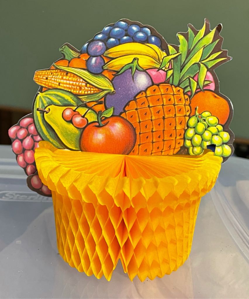 Beistle - Thanksgiving - Party Playmates - Fruit Basket - Thanksgiving (Honeycomb) ornament collectible - Main Image 1