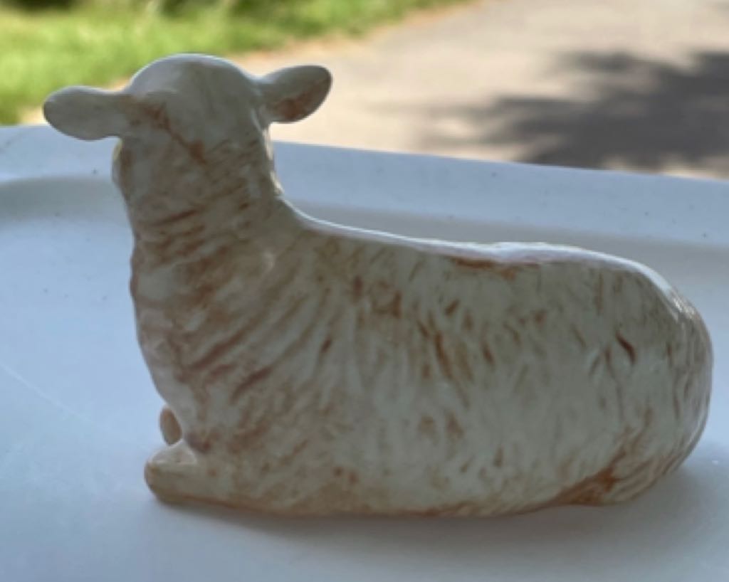 Ceramic - Holland - Nativity - (Set 2) - Animal - Sheep - Supine - Animal (Nativity) ornament collectible - Main Image 2