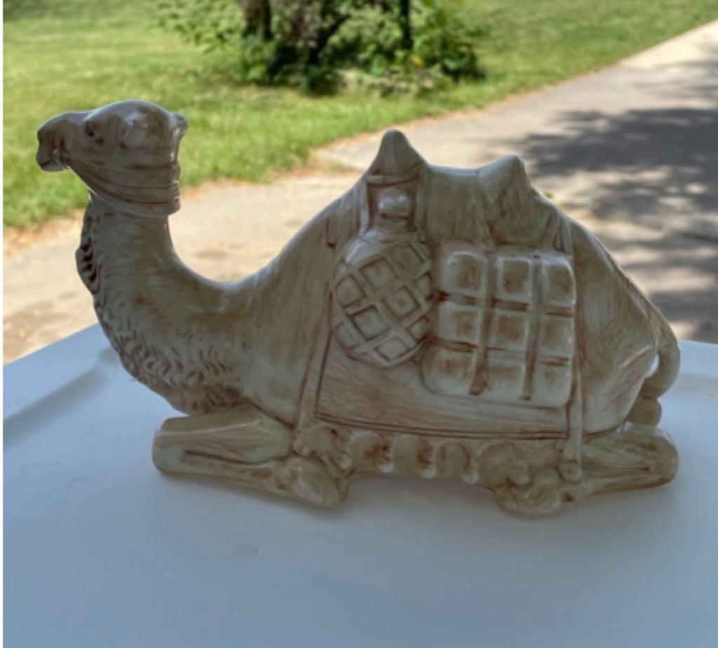 Ceramic - Holland - Nativity - (Set 2) - Animal - Camel - Supine - Animal (Nativity) ornament collectible - Main Image 2