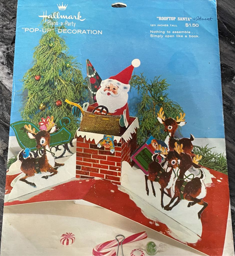 Hallmark - Christmas - Plans-A-Party - Pop Up Decoration - Rooftop Santa - Santa (Centerpiece) ornament collectible - Main Image 2