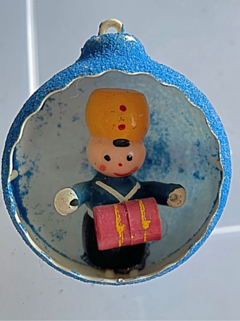 Japan - (Set 9) - Villager - With Pouch