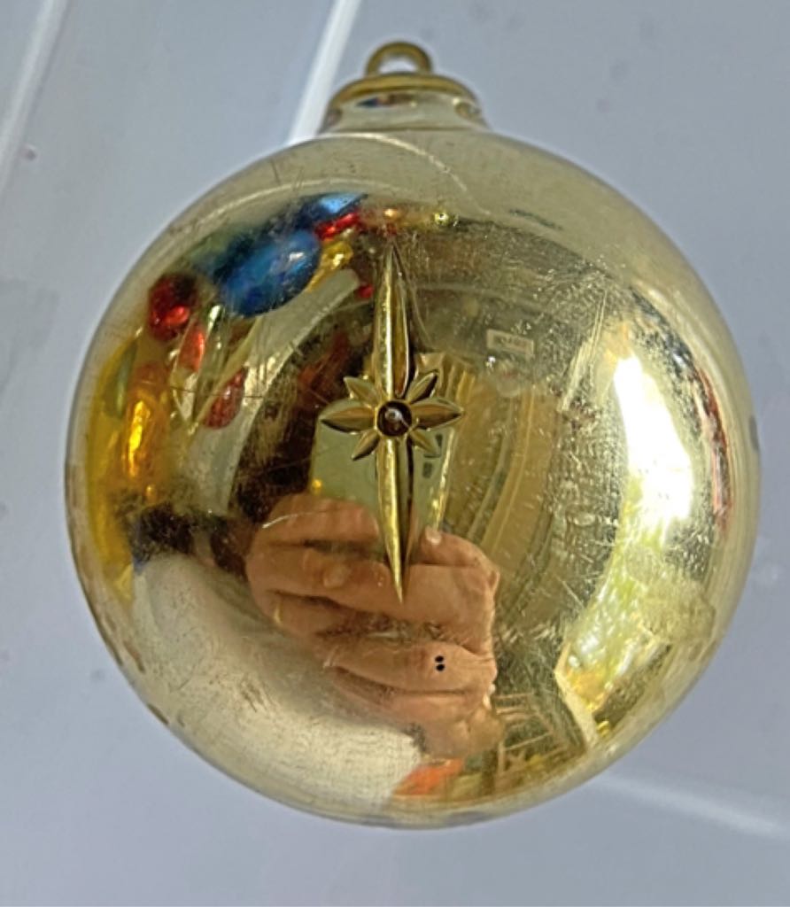 Jewelbrite - Orb - Yellow - Evergreen - Evergreen (Ball) ornament collectible - Main Image 2