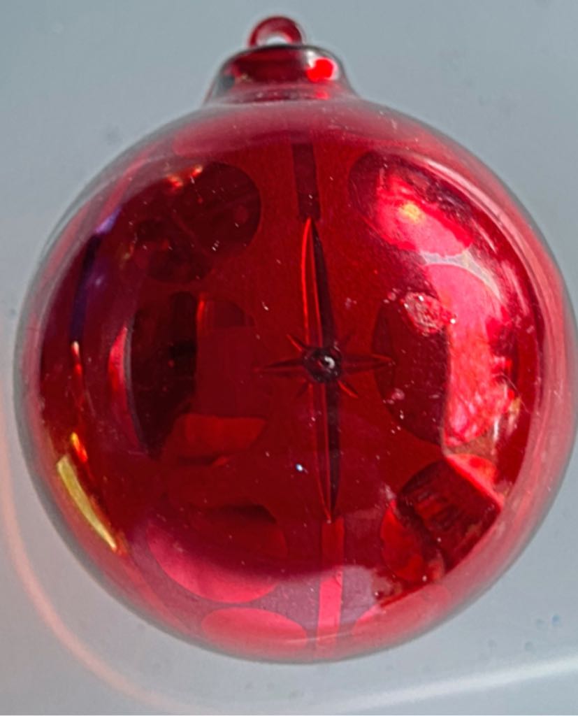 Jewelbrite - Orb - Open - Red - Santa - Santa (3D Diorama) ornament collectible - Main Image 2