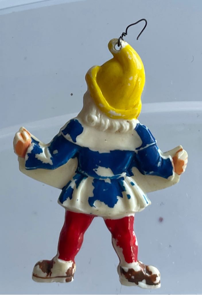 Gnome - Singing - Elf (Music) ornament collectible - Main Image 2