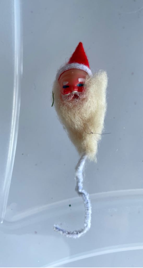 Package Tie On - Santa’s Head - Santa (Tie On) ornament collectible - Main Image 1