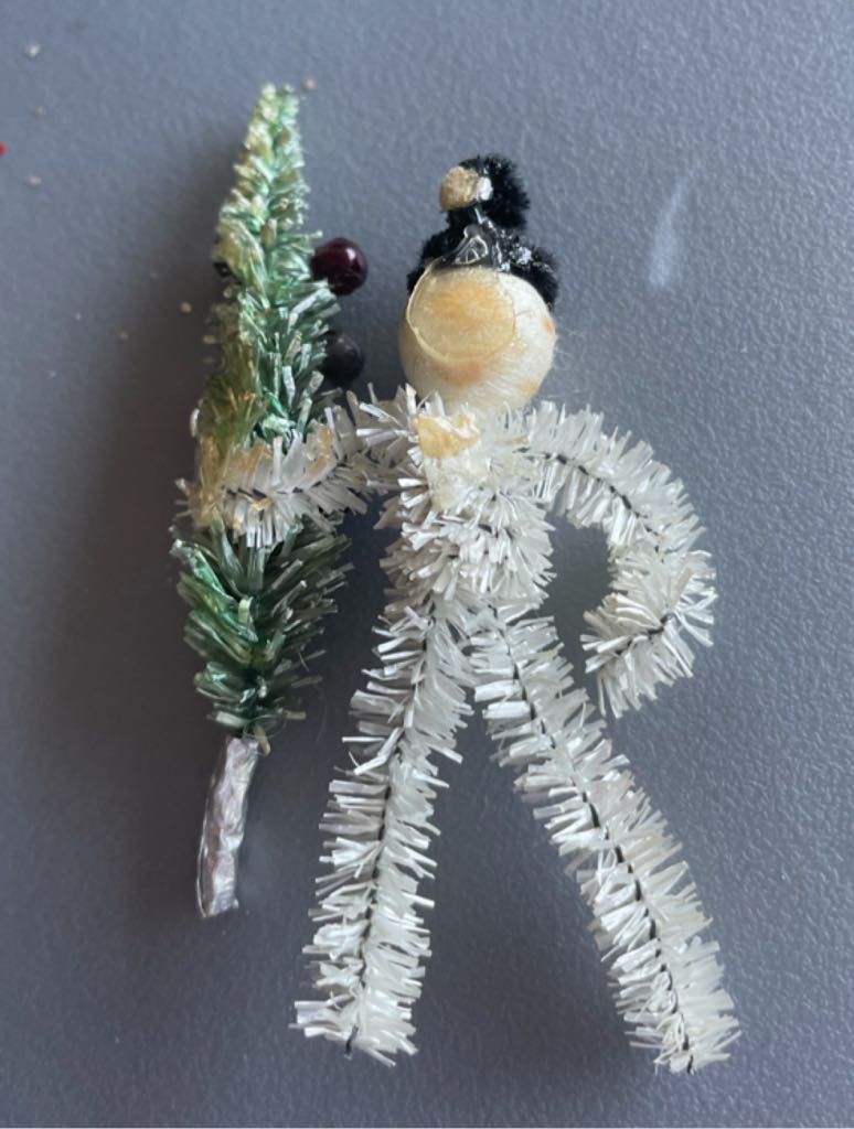 Package Tie On - Snowman With Tree - Snowman (Tie On) ornament collectible - Main Image 2