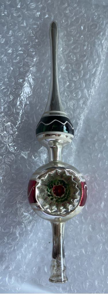 Finial - Indent - Red/Green/Silver - Finial (Tree Topper) ornament collectible - Main Image 1