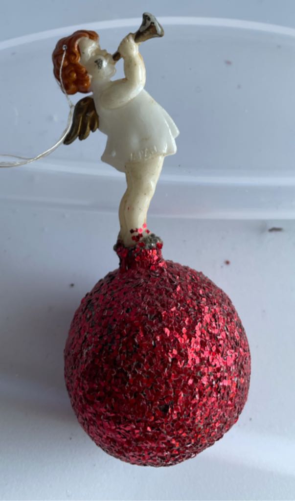 German - Angel Blowing Horn - Angel (Nativity) ornament collectible - Main Image 1