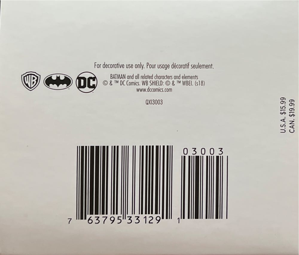 Batman: Rebirth - Batman (Comic Book Characters) ornament collectible - Main Image 3