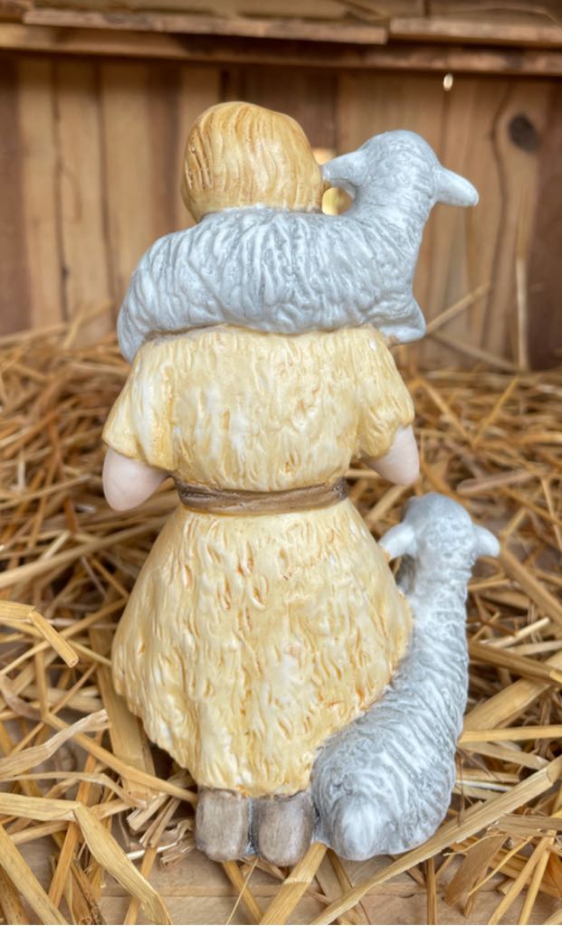 HOMCO - (Set 2) - Shepherd - Kneeling - #5603 - Shepherd (Nativity) ornament collectible - Main Image 2