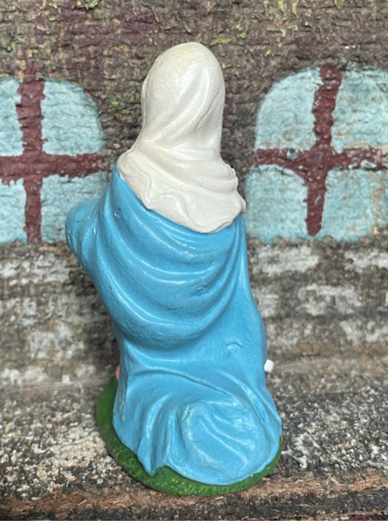 Fontanini - (Set 9) - Holy Family - Virgin Mary - Magi (Nativity) ornament collectible - Main Image 2