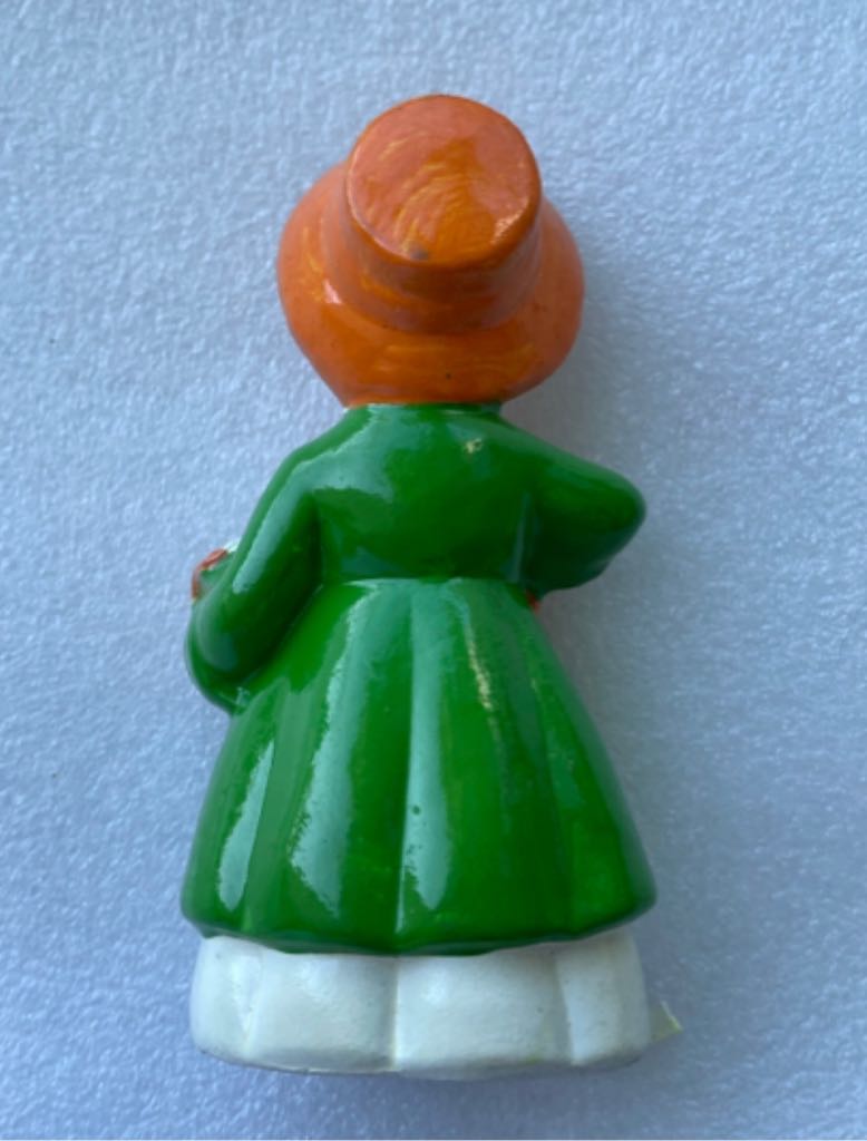 MY - Korea - Caroler - Accordion - Green Coat - Accordion (Music) ornament collectible - Main Image 2