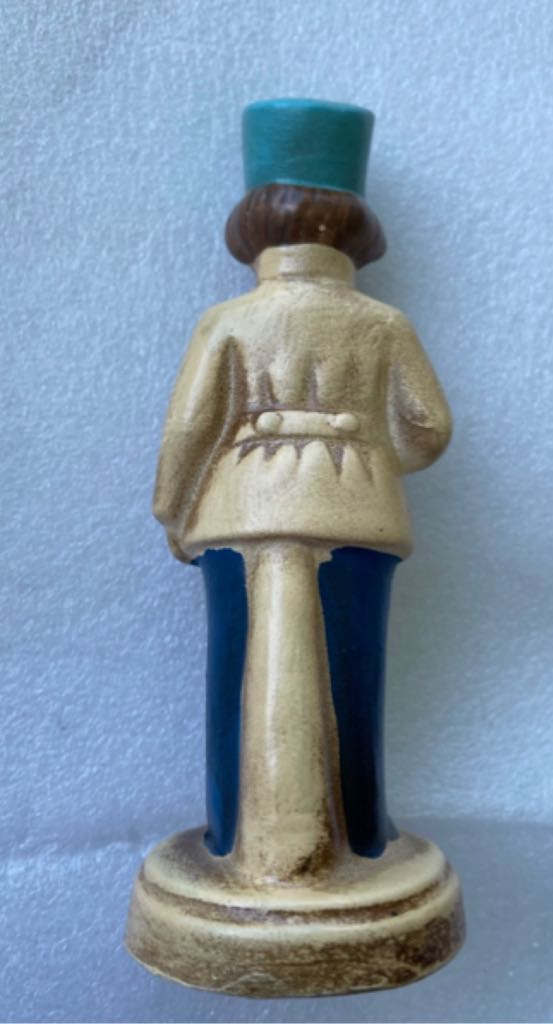 MY - Japan - Caroler - (Set 2) - Boy - Carolers (Music) ornament collectible - Main Image 2