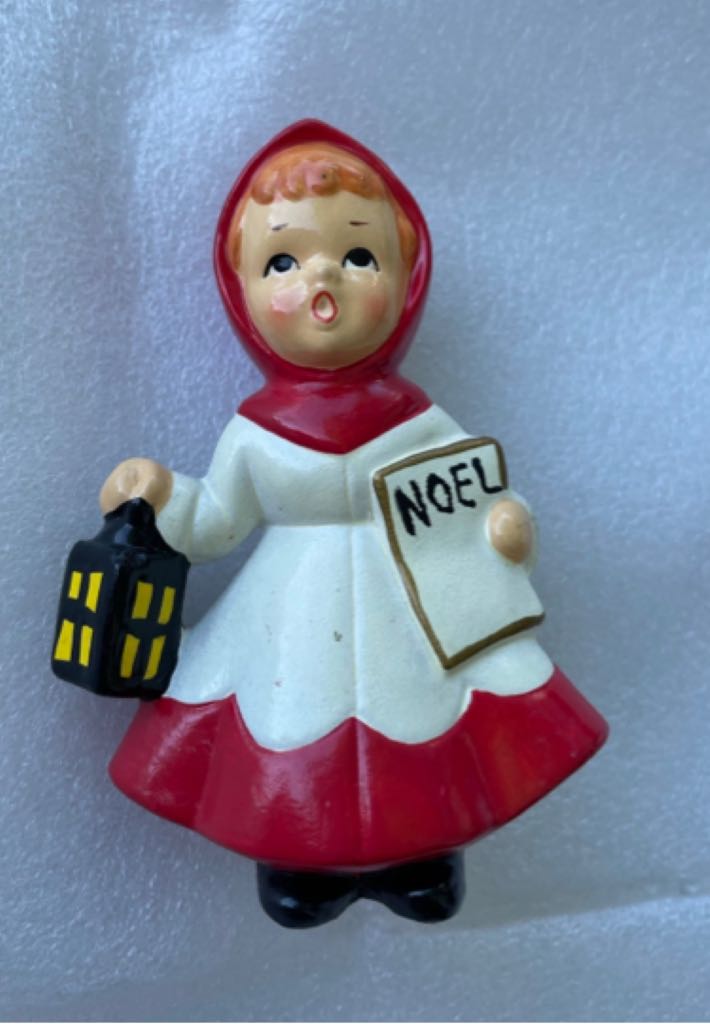 Noelle - Ball - Joyous Noel - Organ - Choir - Red
