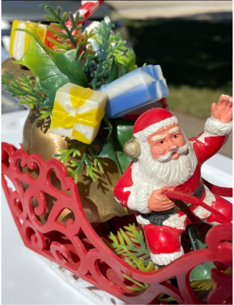 Santa In Sleigh - Two Reindeer - Santa (Centerpiece) ornament collectible - Main Image 2