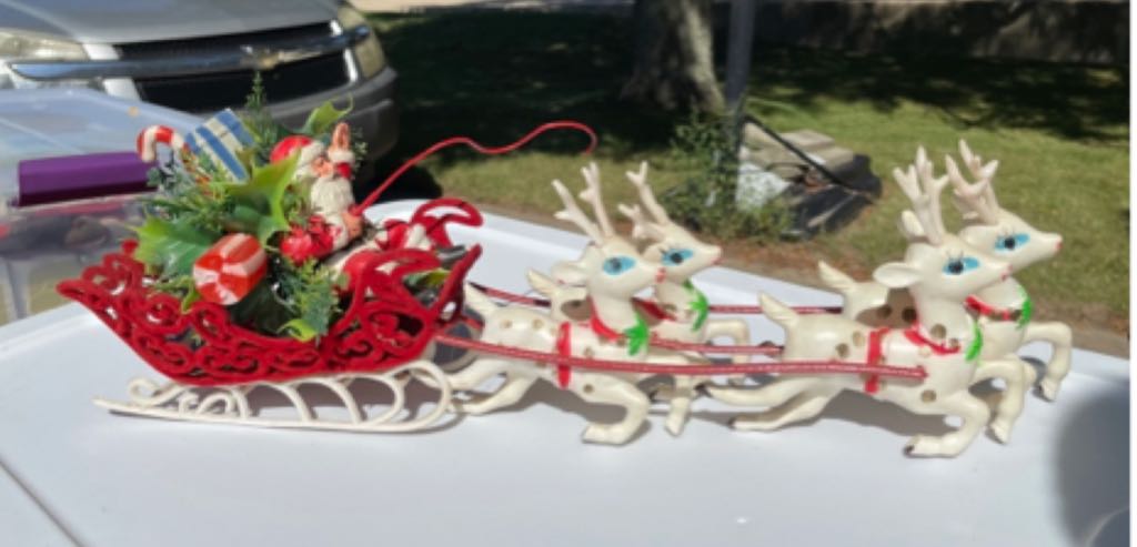 Feather Tree - Ball - Red & White Leaves