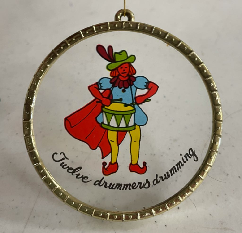 Lefton - Green Holly Berry - Bell Shaped Plate - #6030