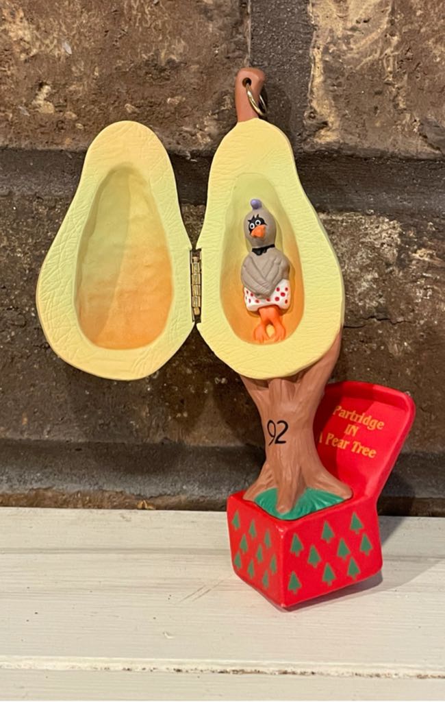 Partridge IN A Pear Tree  ornament collectible - Main Image 2