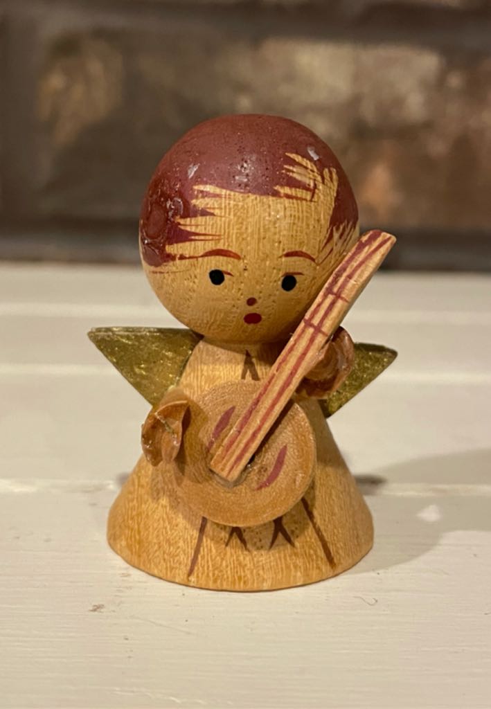 Clay - Nativity - Angel - Singing