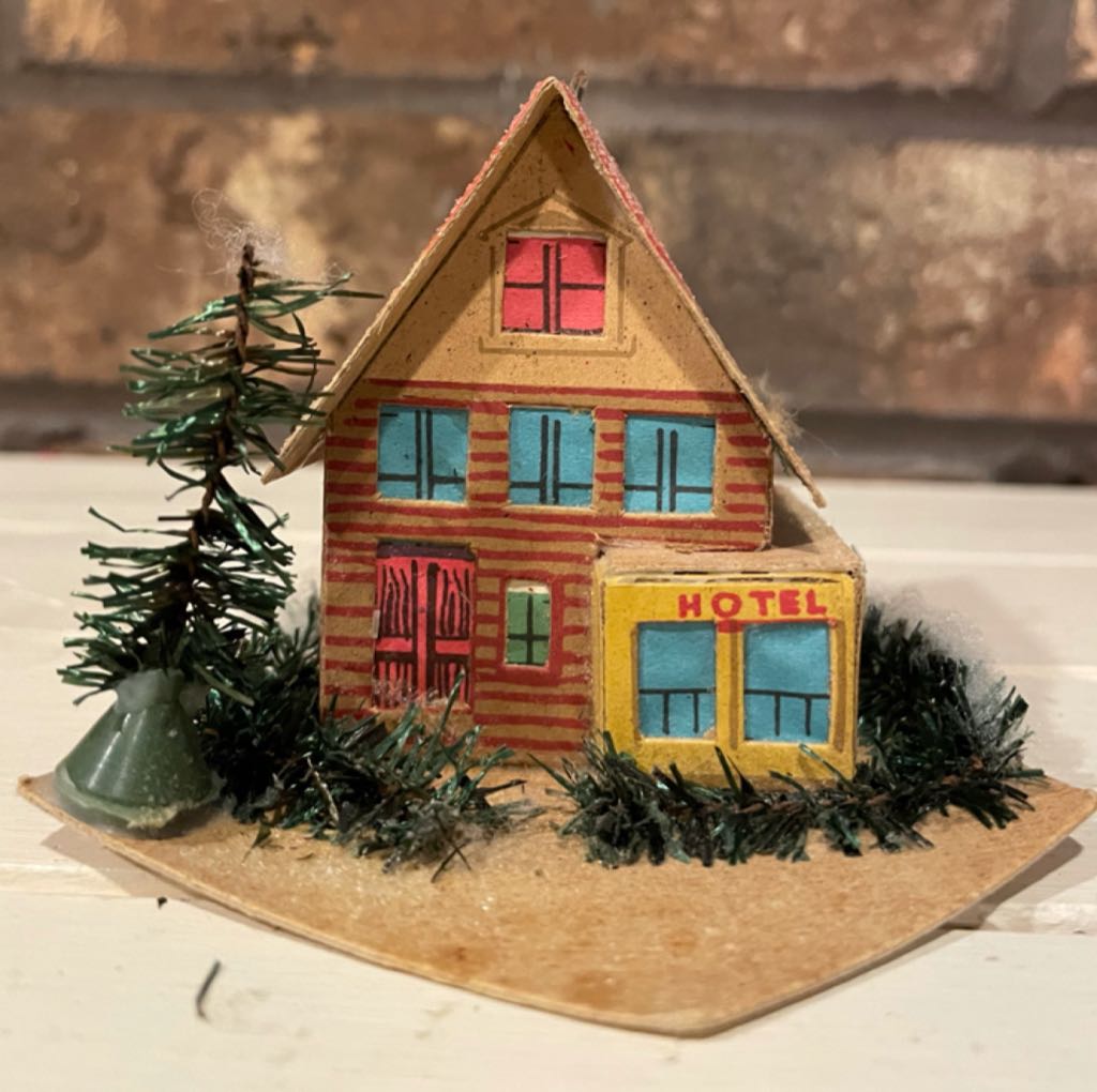 Victorian Skater - Miniature