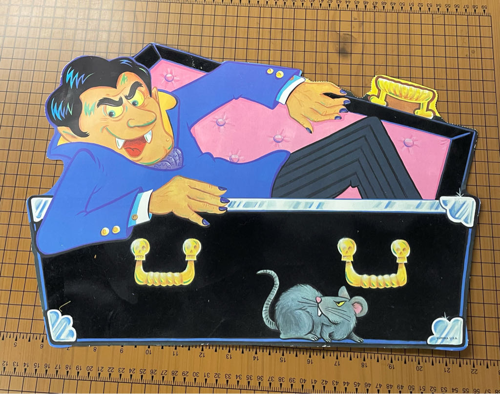 Eureka - Halloween - Die Cut - Dracula In Casket  ornament collectible - Main Image 1