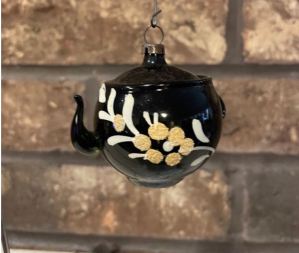 December Diamonds Mermen Collections Sk8r Boy Figurine