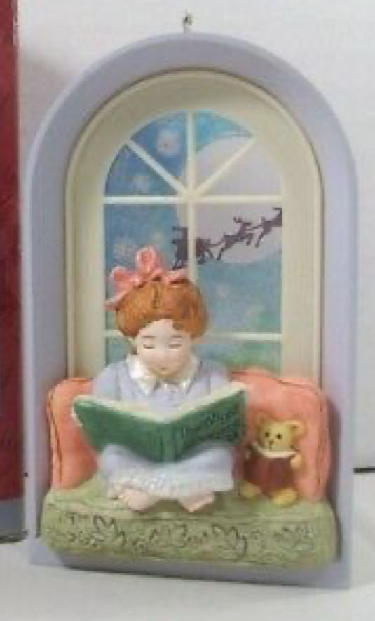 General Foam - Halloween - Grinning Ghost - Purple Face Edition