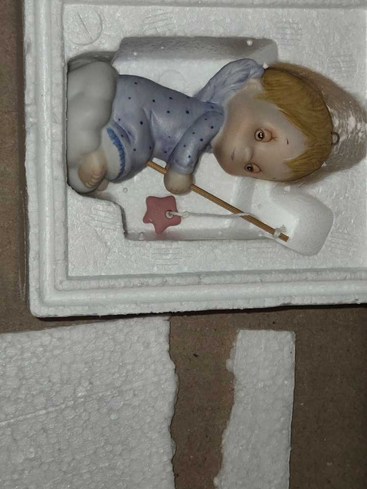 Hallmark Keepsake. Christmas. 1983. Betsey Clark. Fishing For A Star. No Box. - Betsey Clark (Fishing For A Star) ornament collectible - Main Image 4