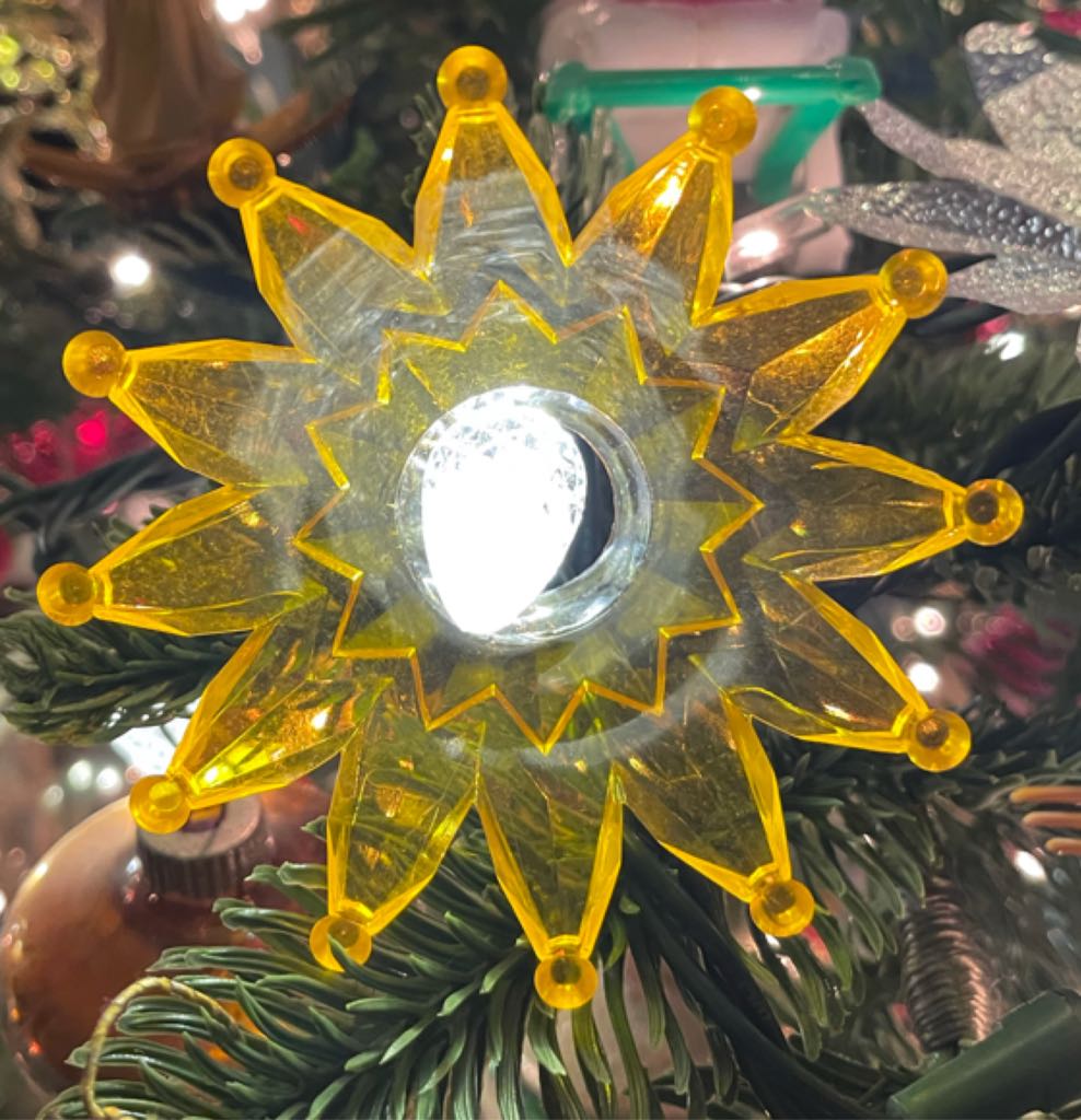 Resl Lenz - Teardrop - Ornament With Green Bead