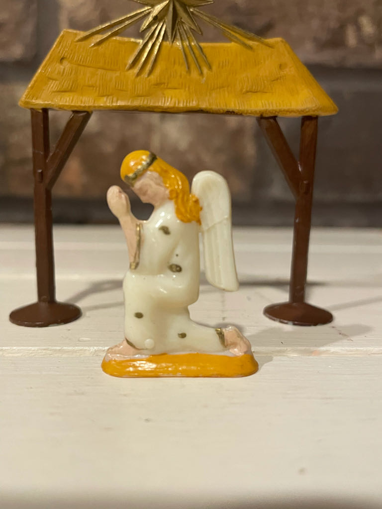 Margarine Promotion - (Set 2) - Fri-Homa Eigelb - Angel - Kneeling - Praying - Angel (Nativity) ornament collectible - Main Image 2
