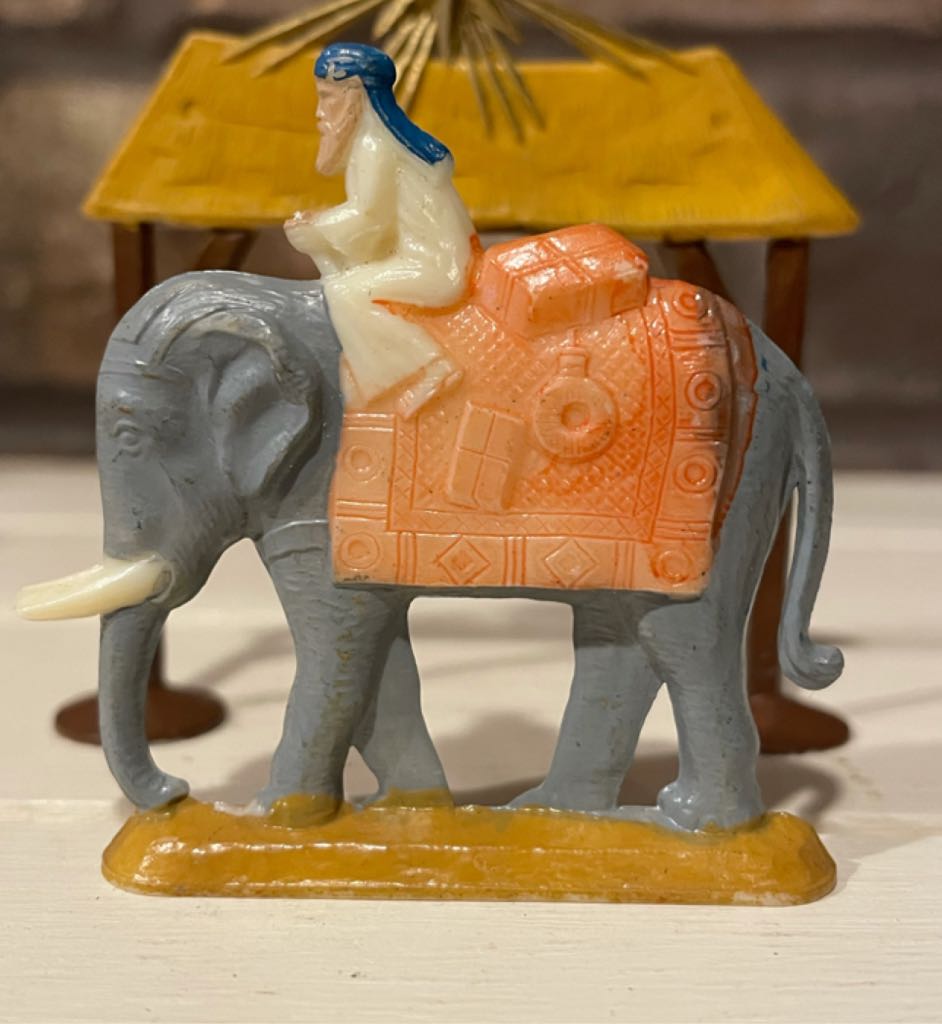 Bradford - King - White Robe - On Camel - Brown