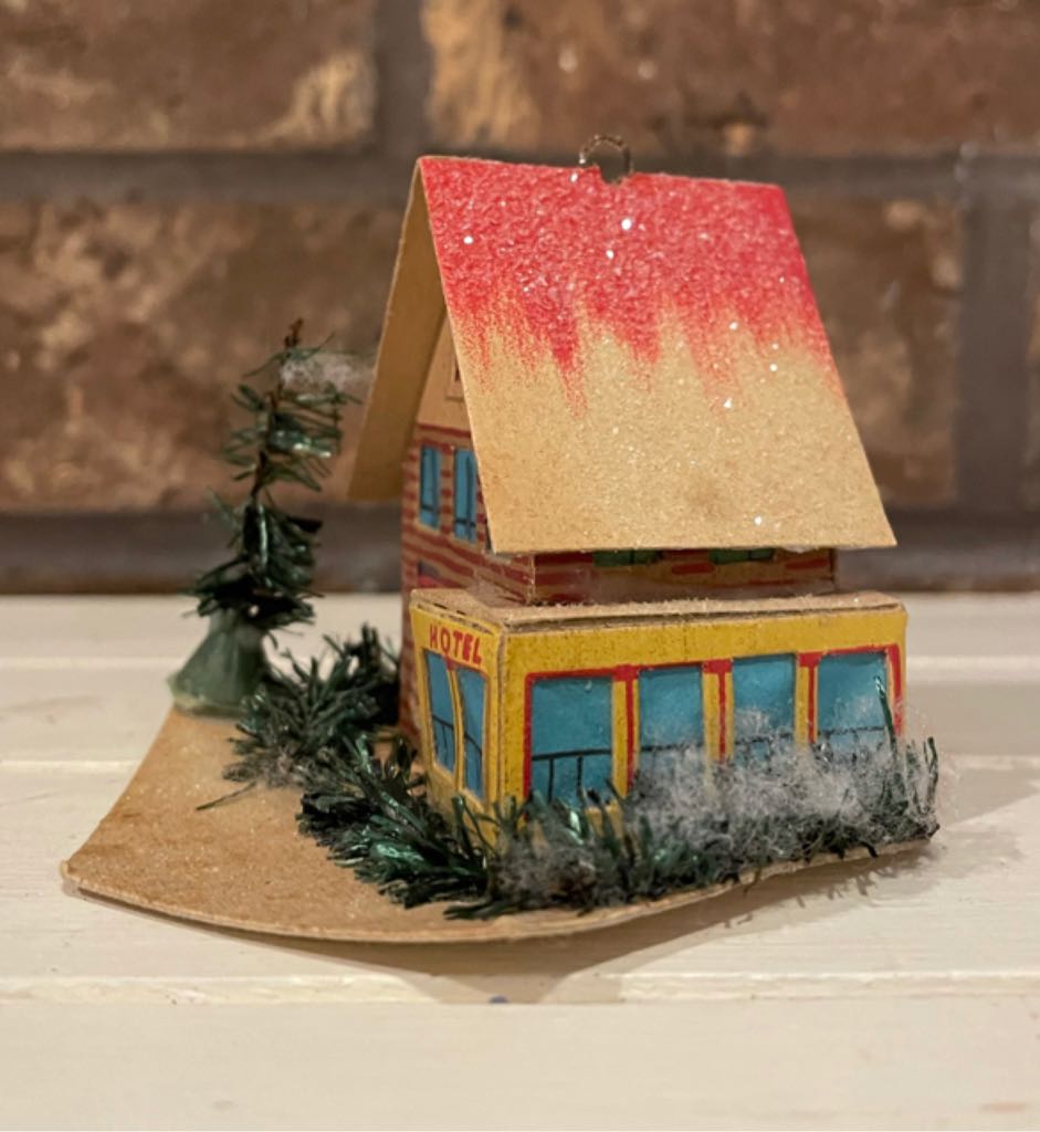 Putz - Village - Hotel - Genuine Italian Miniature Lights (Putz Village) ornament collectible - Main Image 2