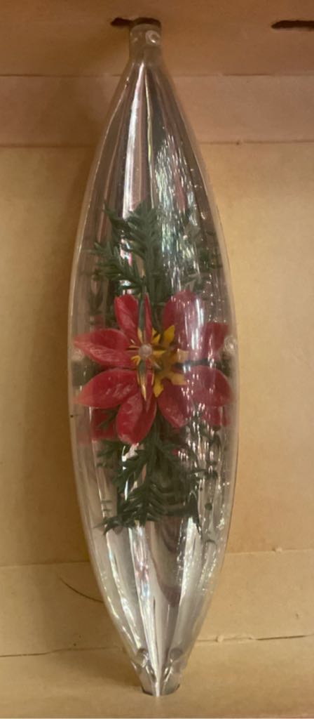 Shiny Brite - Round - Stencil - Stars - Red