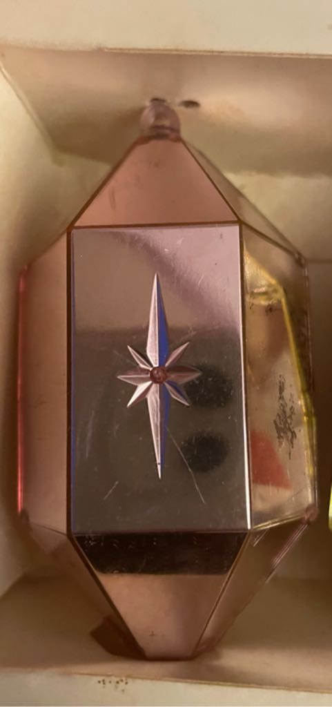 Jewelbrite - (Set 13) - Hexagon - Clear Pink - Elf - Pink - Elf (3D Diorama) ornament collectible - Main Image 2