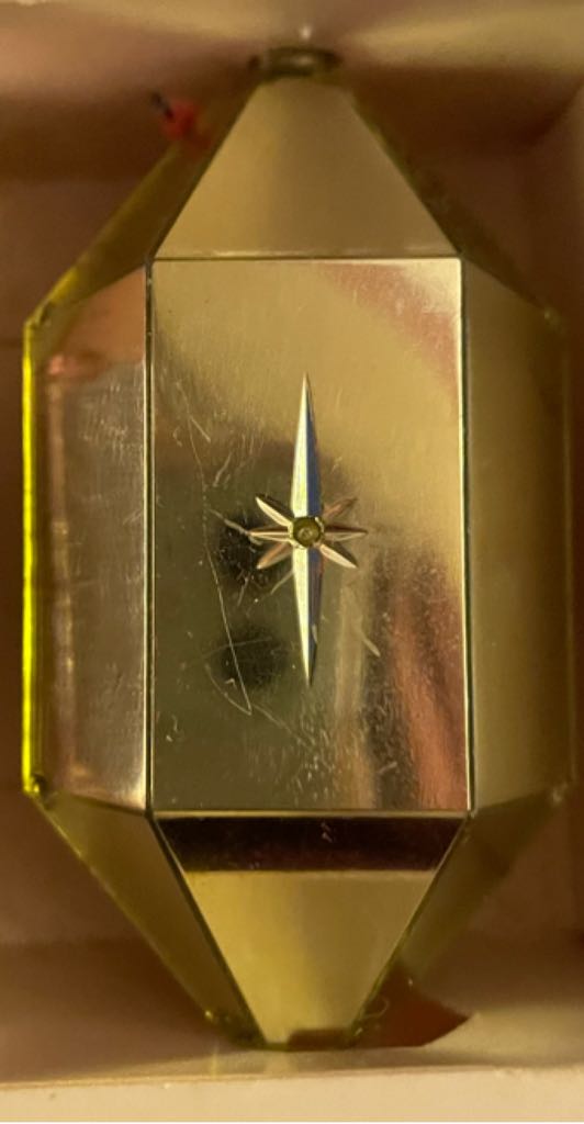 Jewelbrite - (Set 13) - Hexagon - Clear Yellow - Santa - Yellow - Santa (3D Diorama) ornament collectible - Main Image 2