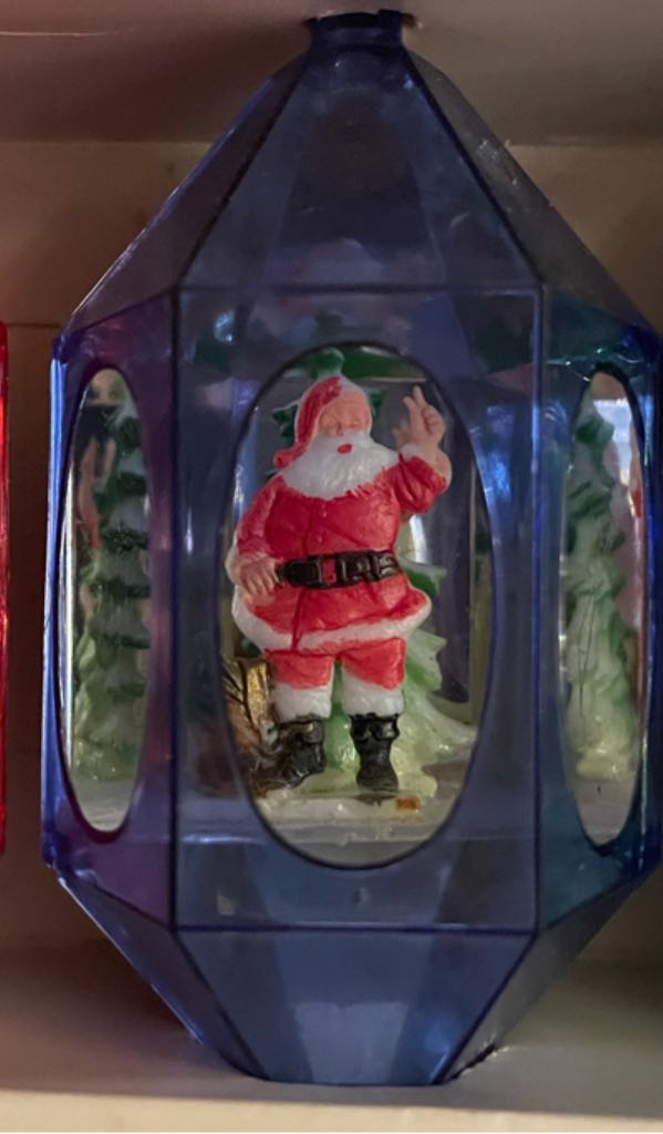 Hallmark - Easter - Centerpiece - “Peek-A-Boo” Egg