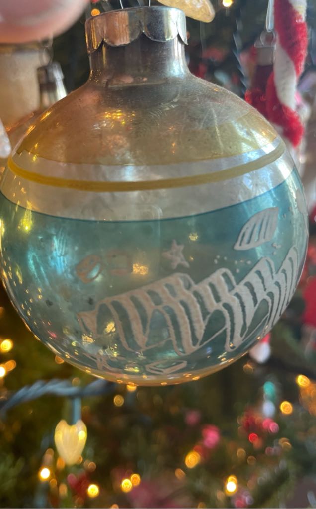 George Franke - Round - Stencil - Merry Christmas - Candy - Candy (Round) ornament collectible - Main Image 2