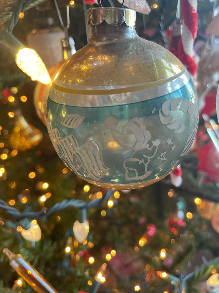 George Franke - Round - Merry Christmas - Candy - Candy (Round) ornament collectible - Main Image 2