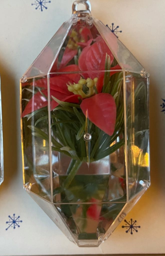 Jewelbrite - (Set 20) - Hexagon - Red Poinsettia - Clear - Poinsettia (3D Diorama) ornament collectible - Main Image 1