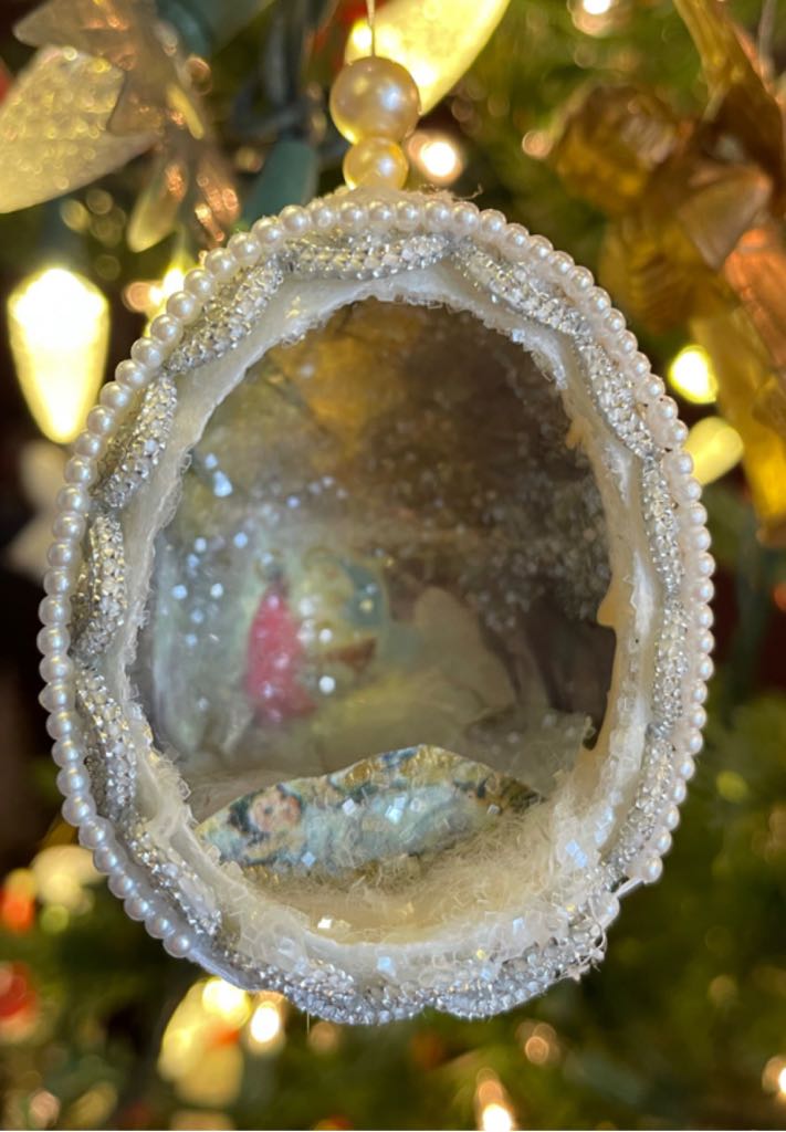 Pyramid - Round - Glitter