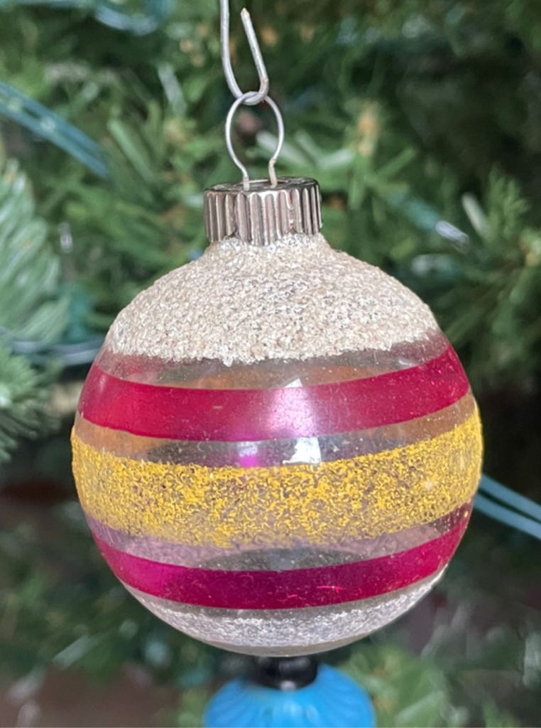 Gurley - Christmas - 2” - Santa - Hands On Hip