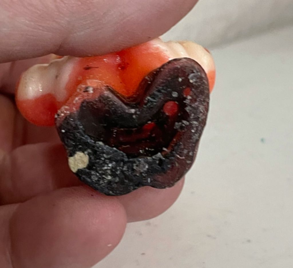 Gurley - Christmas - 2” - Santa - Hands On Hip - Santa (Christmas - Candle) ornament collectible - Main Image 2