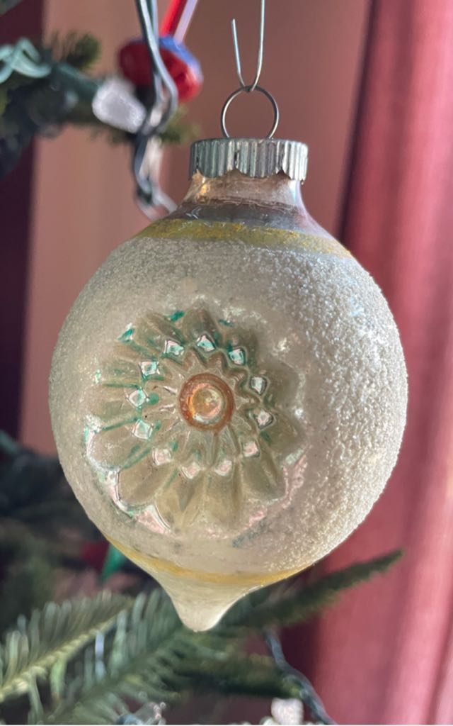 Shiny Brite - Teardrop - Reflector - Double - Sunburst - Frosted - Double Reflector (Teardrop) ornament collectible - Main Image 2