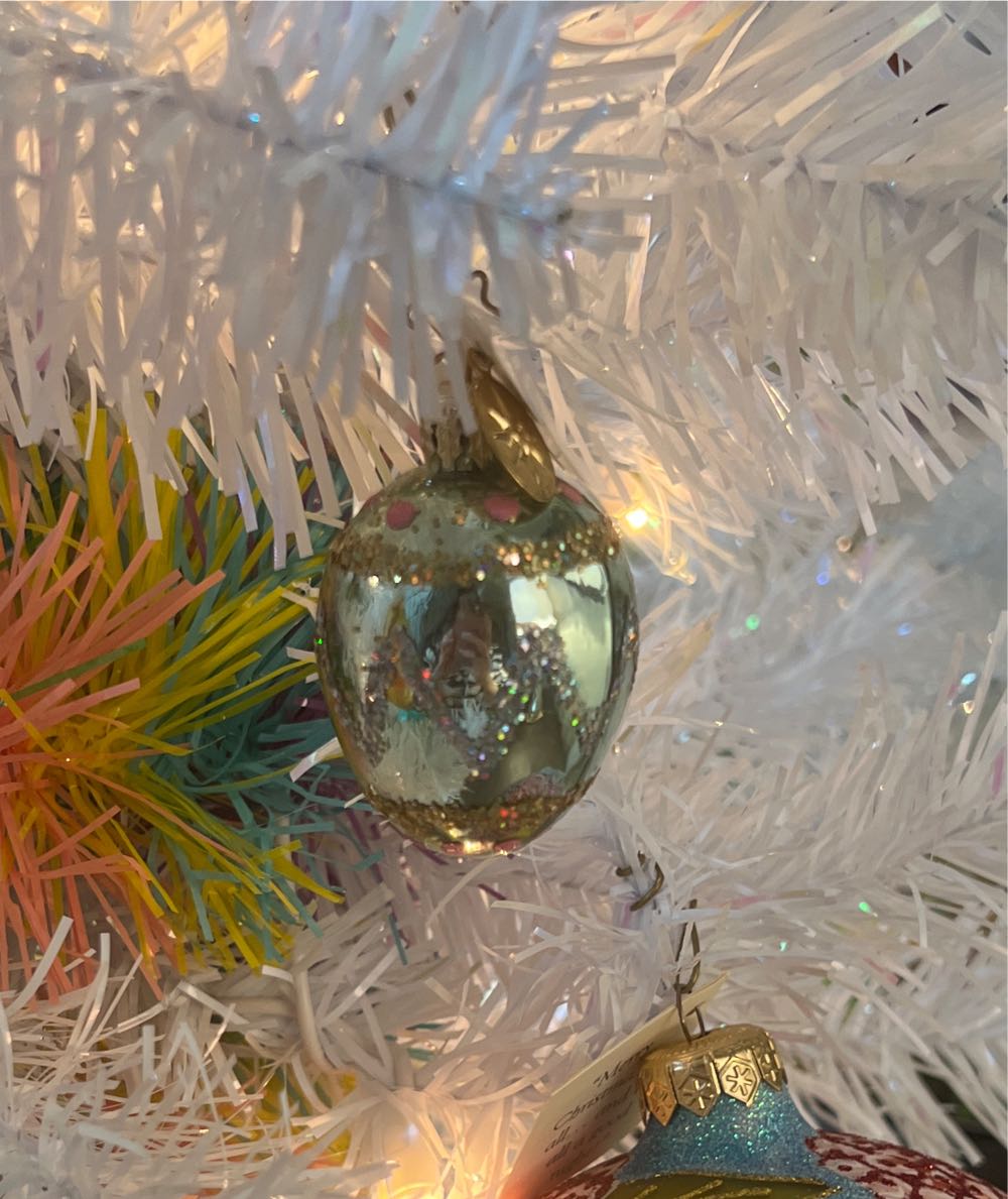 Egg Dreams Gem  ornament collectible - Main Image 3