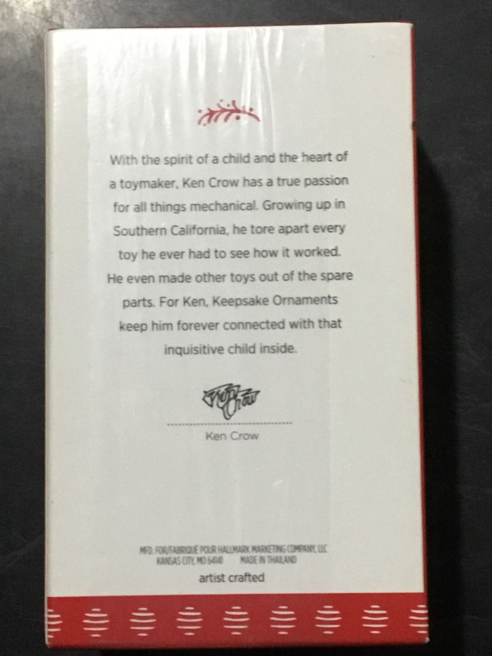 Toymaker Santa 2017 - Toymaker Santa ornament collectible - Main Image 3